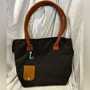 NWT Tirrinia wine bag.  Black and spill resistant.